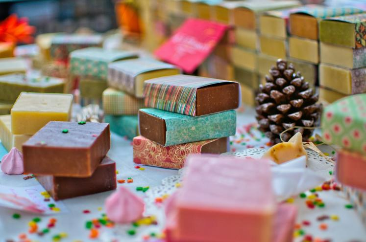 Colhoặcful handmade soap bars stacked